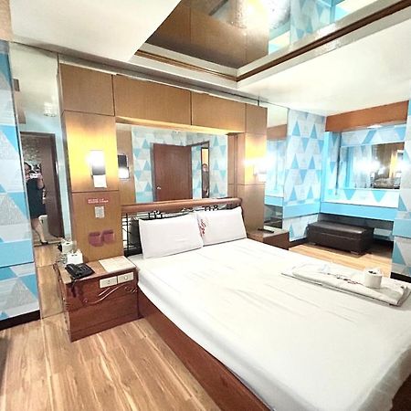Oyo 971 Liza Lodge Пасай Екстериор снимка