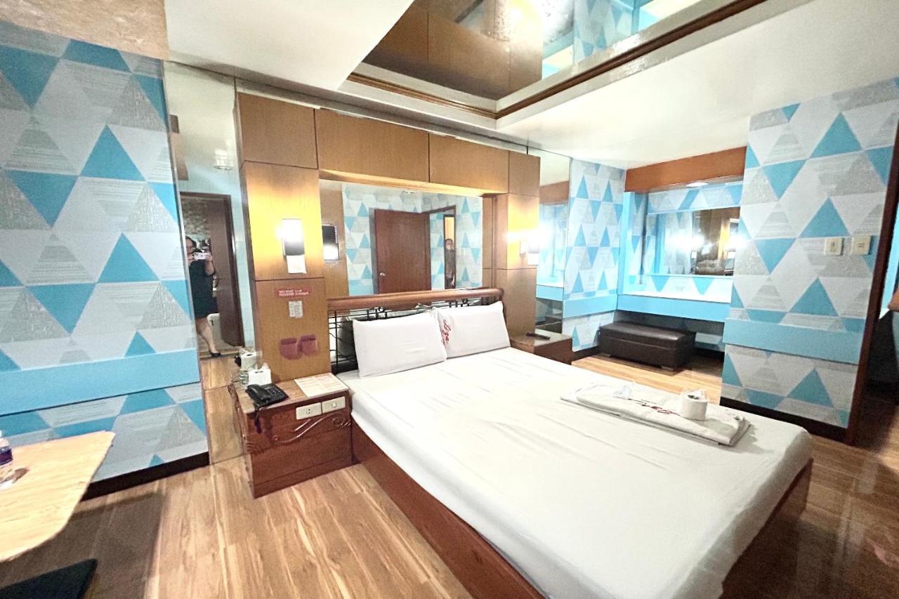 Oyo 971 Liza Lodge Пасай Екстериор снимка