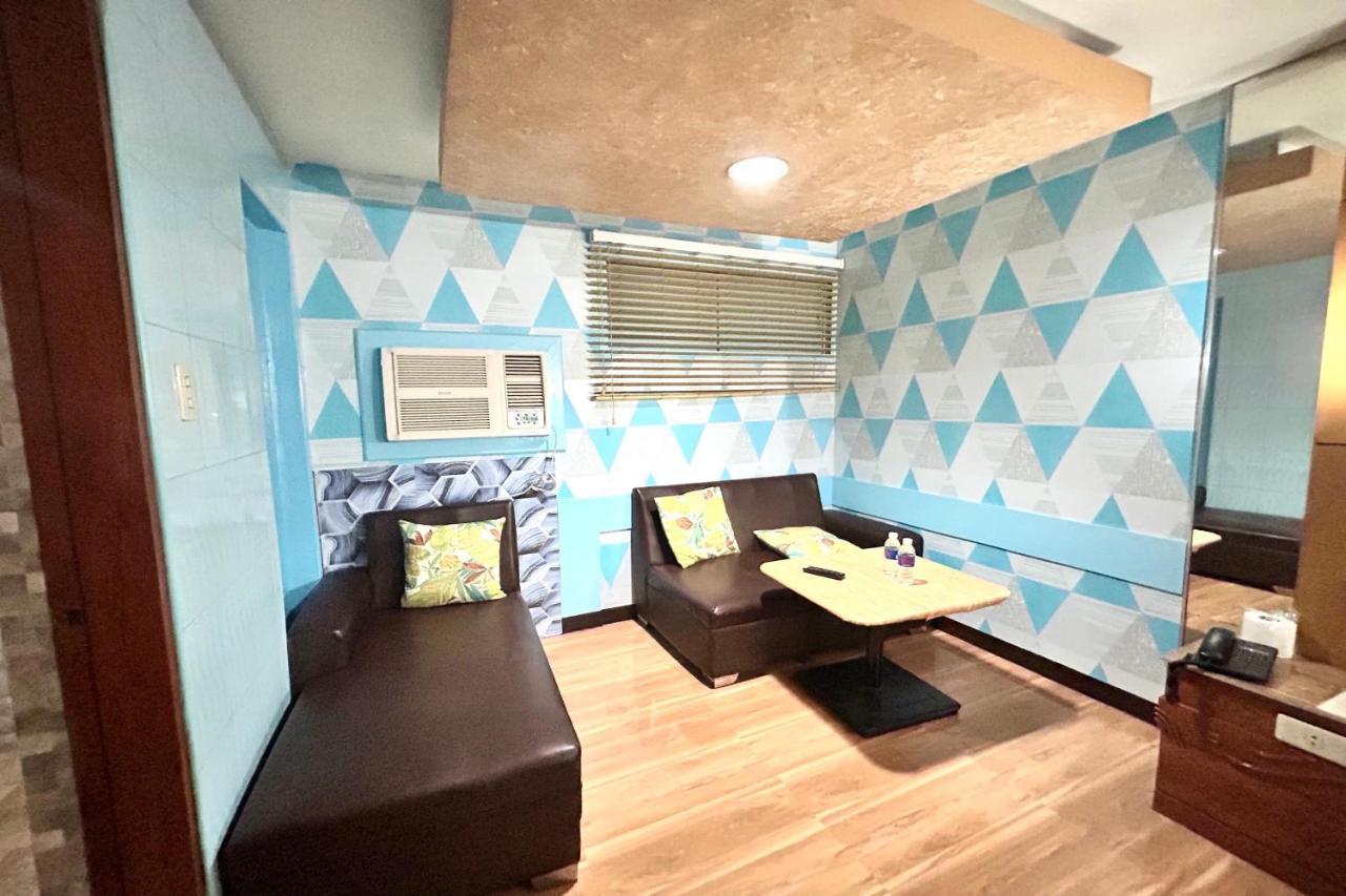 Oyo 971 Liza Lodge Пасай Екстериор снимка